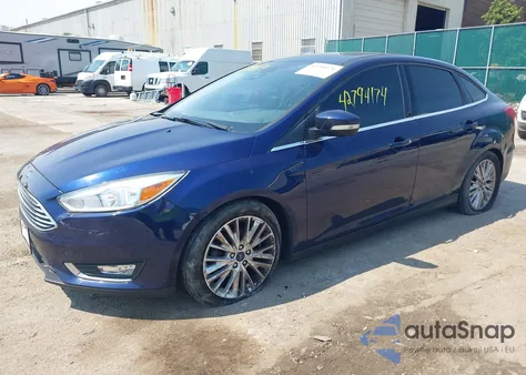 2016 Ford Focus Titanium из США, поврежденный, VIN 1FADP3J26GL382371